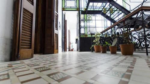 La Casa De Pichincha Ostello *